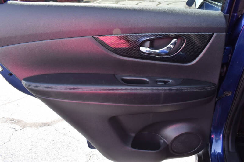 2017 Nissan Rogue SL