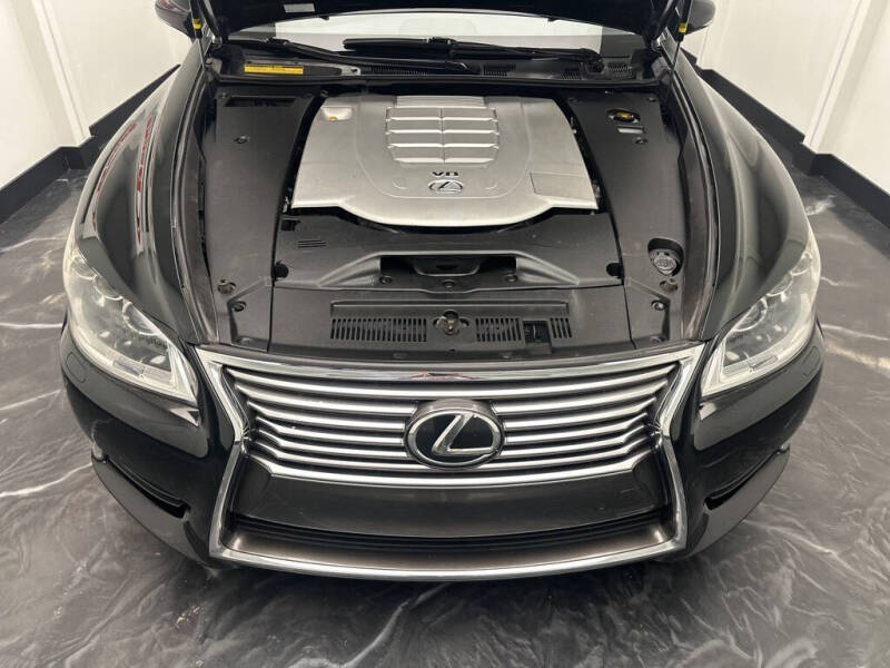 2013 Lexus LS 460