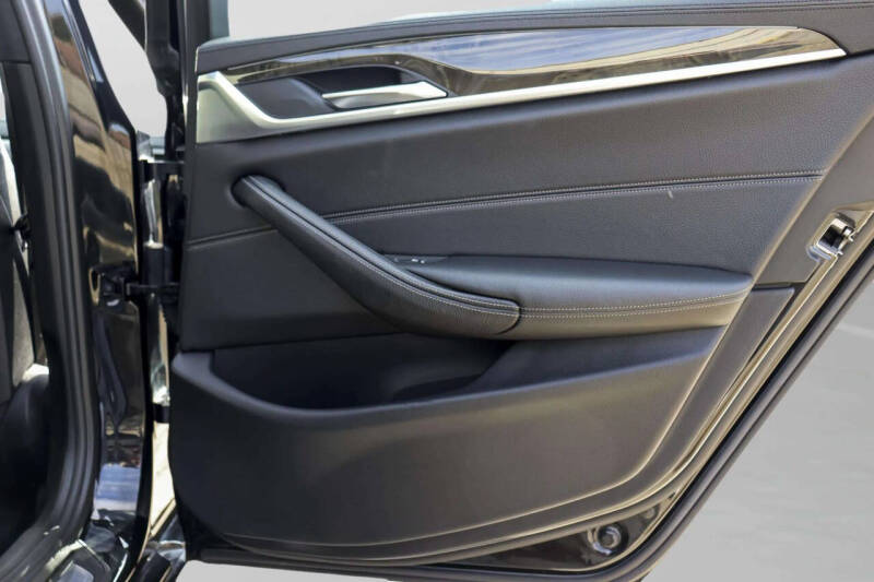 2017 BMW 5 Series 530i xDrive