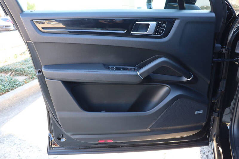 2021 Porsche Cayenne Coupe