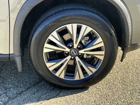 2022 Nissan Rogue SV