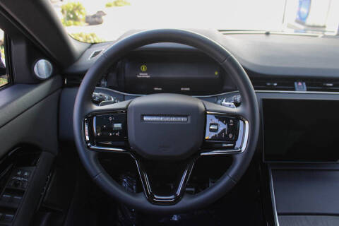 2024 Land Rover Range Rover Evoque P250 Dynamic SE