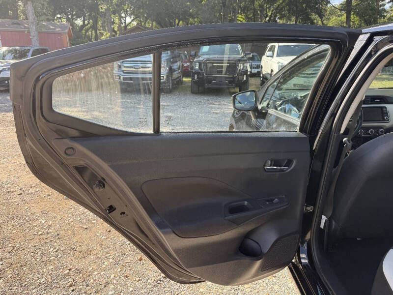 2021 Nissan Versa SV