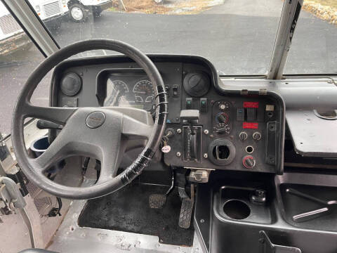 2010 Freightliner MT45 Chassis