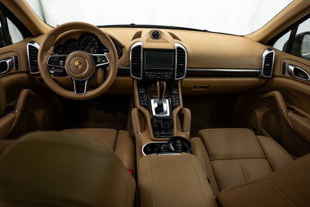 2016 Porsche Cayenne