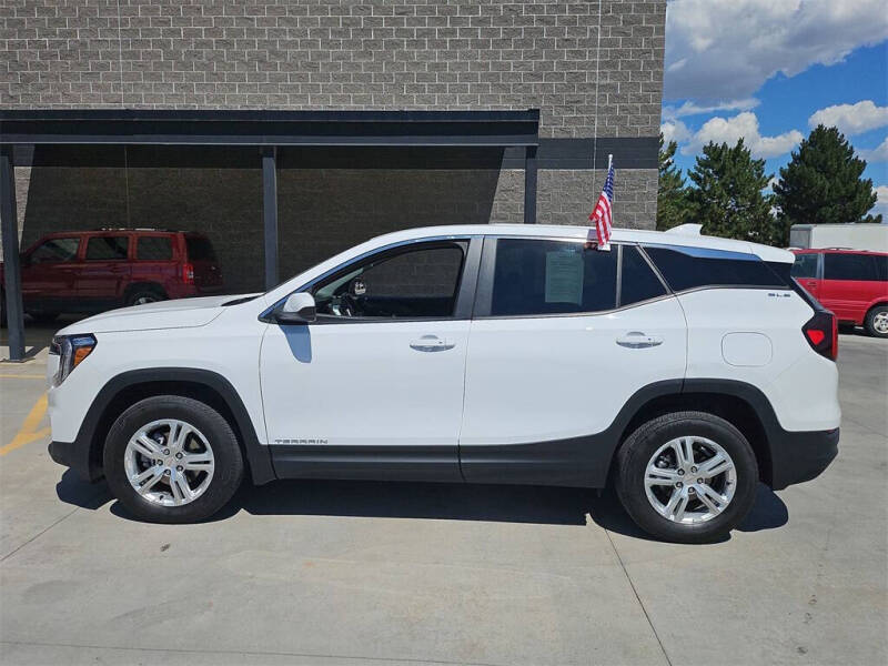 2024 GMC Terrain SLE