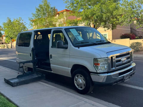 2014 Ford E-Series E-150 XLT