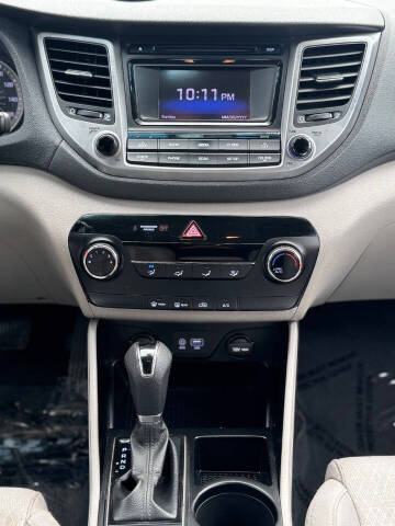 2016 Hyundai Tucson SE