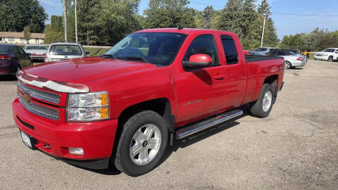 2012 Chevrolet Silverado 1500 for sale at COUNTRYSIDE AUTO INC in Austin MN