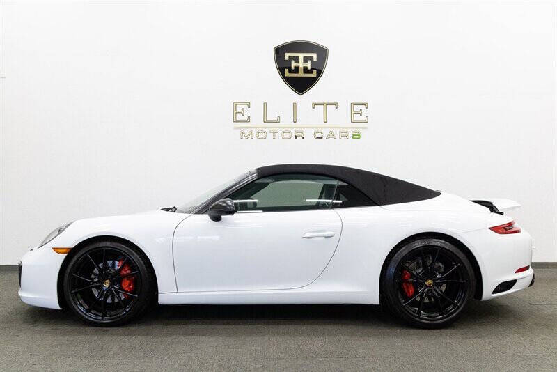 2017 Porsche 911 Carrera