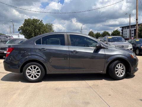 2017 Chevrolet Sonic LT Auto