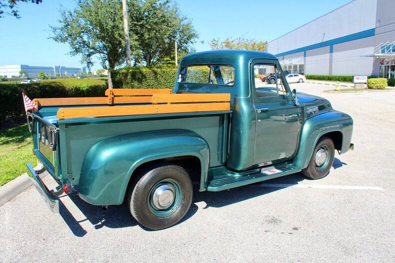 1953 Ford F-100