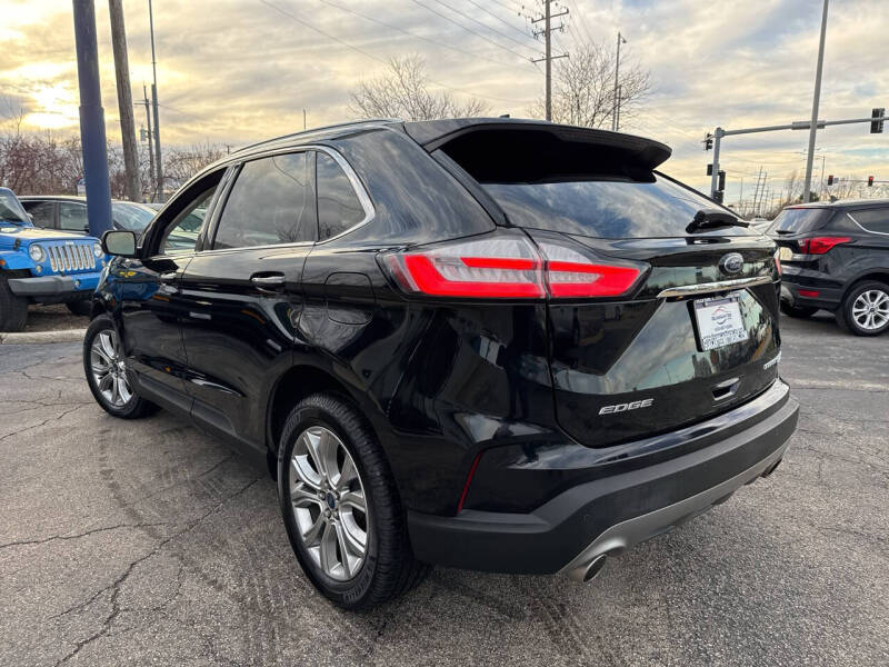 2019 Ford Edge Titanium