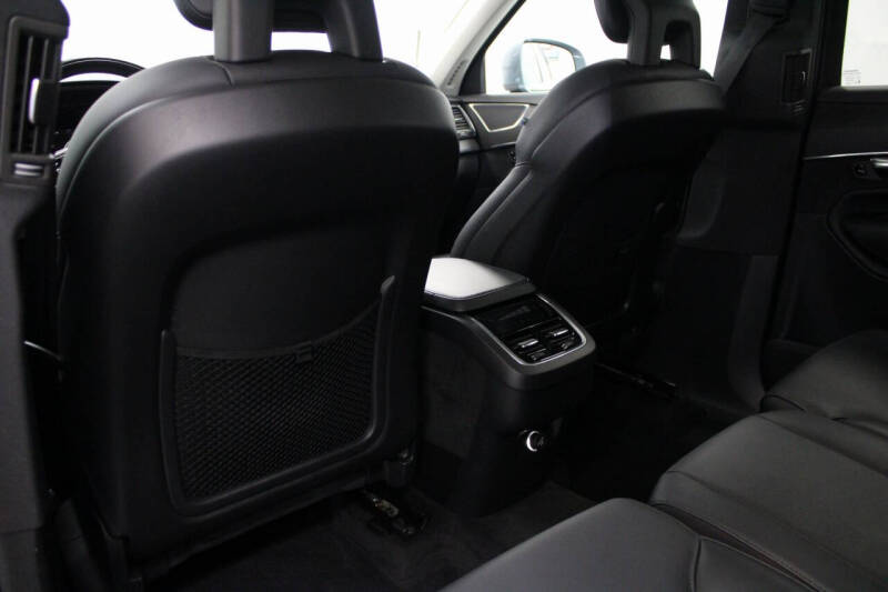 2020 Volvo XC90 T5 Momentum