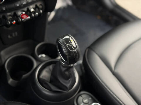 2017 MINI Hardtop 4 Door Cooper