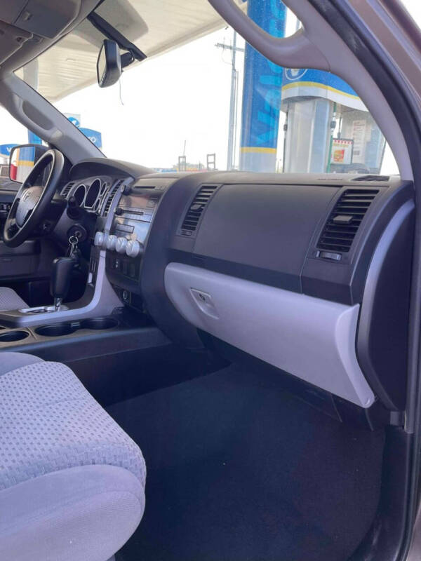 2012 Toyota Tundra Grade