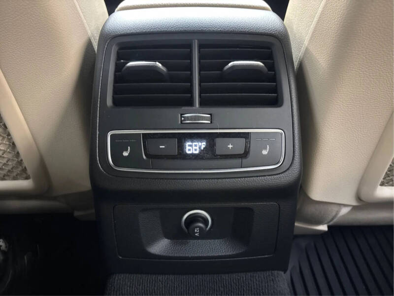 2017 Audi A4 2.0T quattro Premium Plus