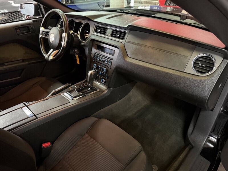 2013 Ford Mustang V6 Premium