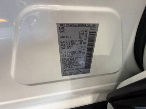 2022 Nissan Pathfinder SL