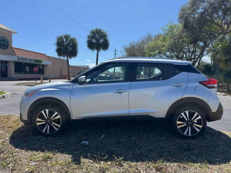 2020 Nissan Kicks SV