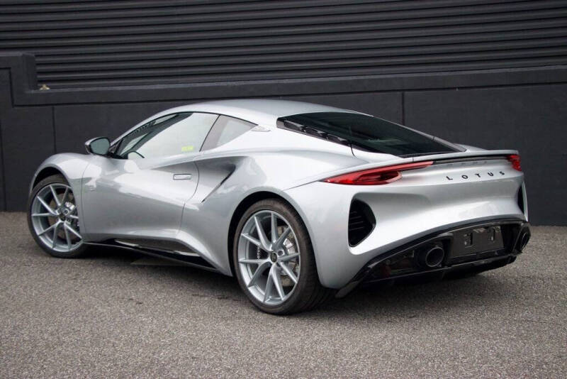 2025 Lotus Emira V6 Base