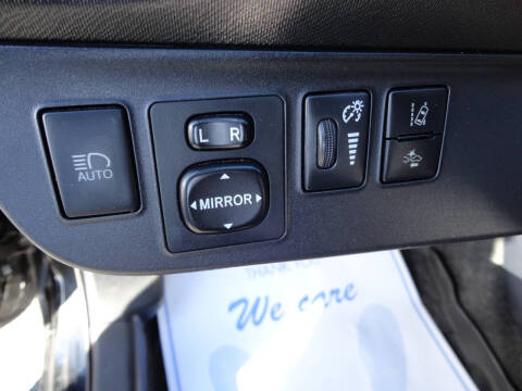 2017 Toyota Prius c Four