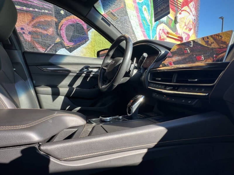 2022 Cadillac CT5 Sport