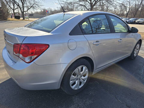 2013 Chevrolet Cruze LS Auto