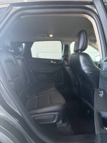 2020 Ford Escape SEL