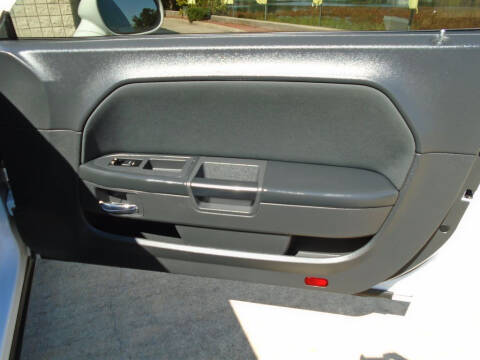 2012 Dodge Challenger SXT