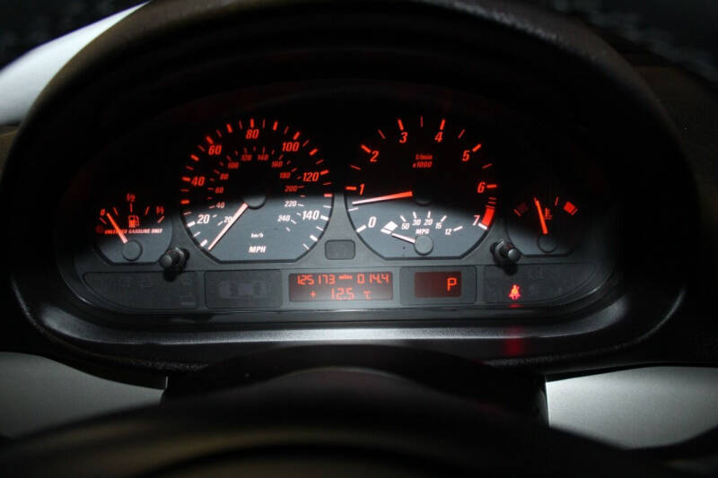 2004 BMW 3 Series 325Ci