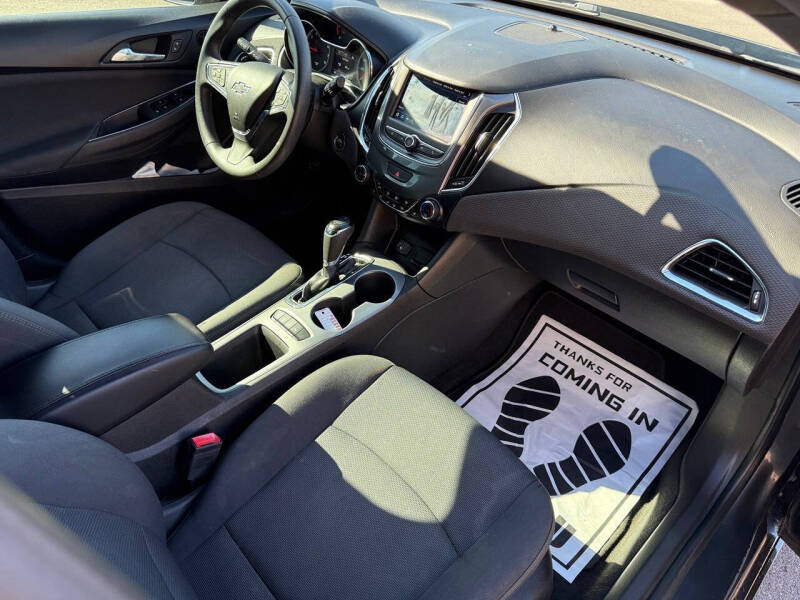 2019 Chevrolet Cruze LT