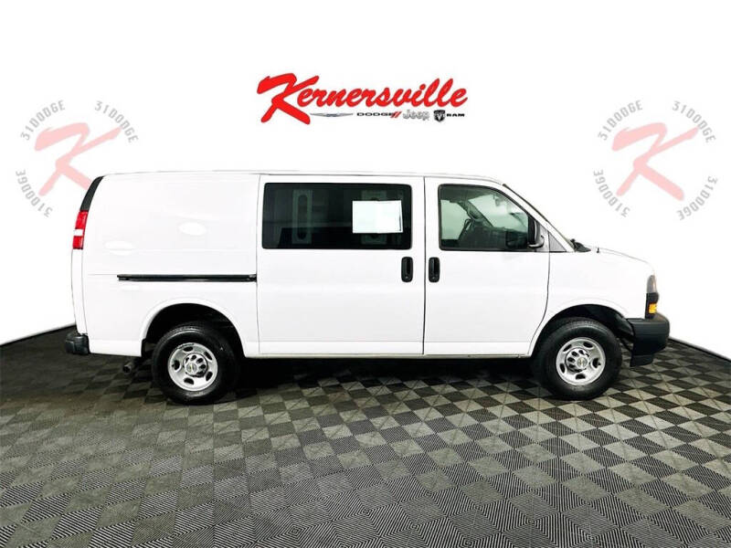 2024 Chevrolet Express 2500