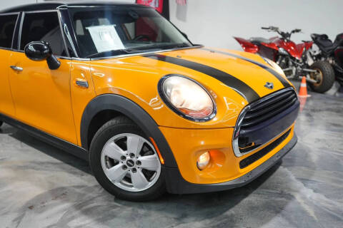 2016 MINI Hardtop 4 Door Cooper