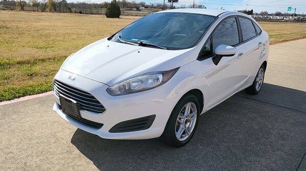 2018 Ford Fiesta for sale at Crown Autos in Corinth TX