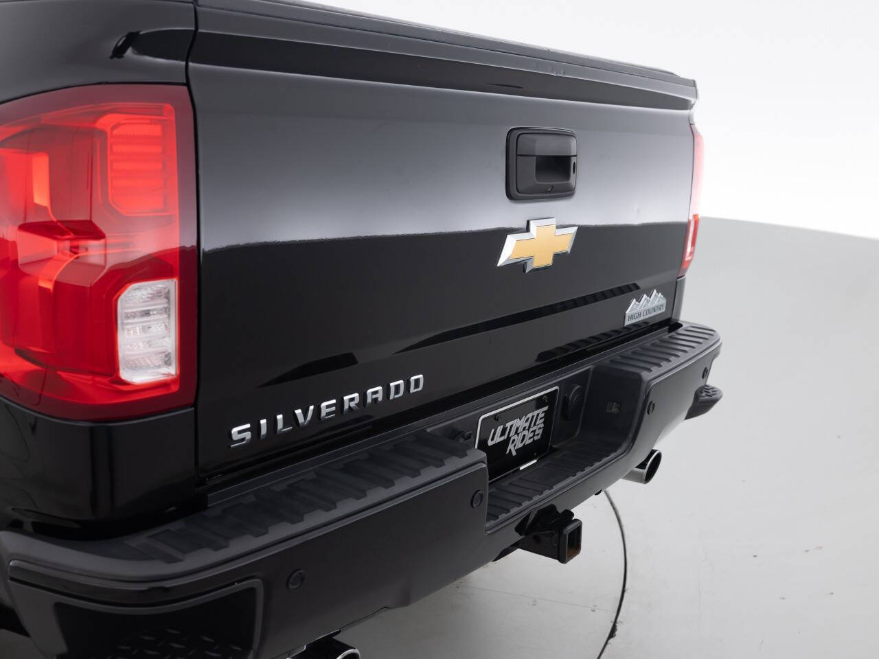 Used Car 2018 Chevrolet Silverado 1500  High Country 4x4 4dr Crew Cab 5.8 Ft. Sb For Sale Under $35,000 In Coal City, Illinois