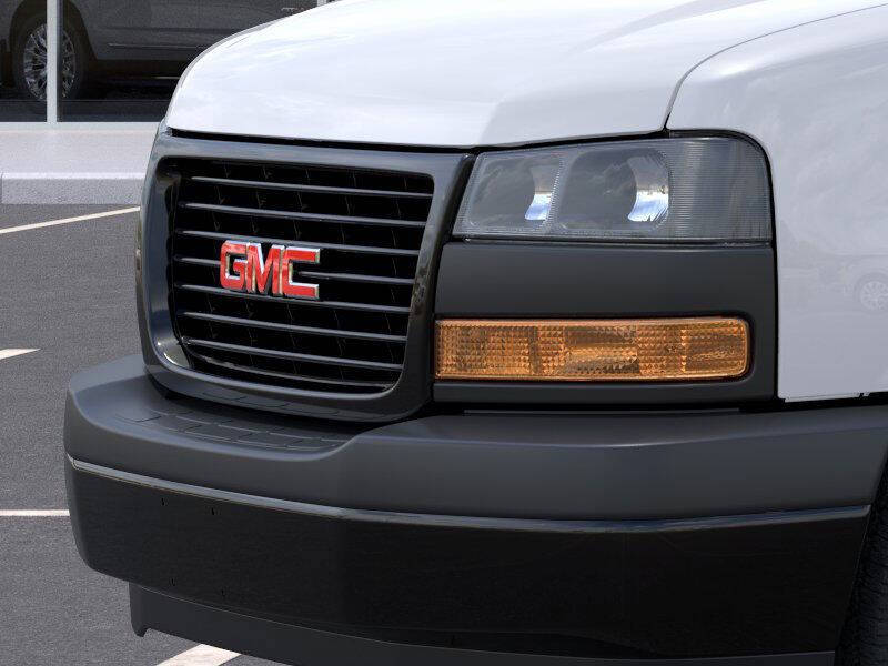 2026 GMC Savana 3500