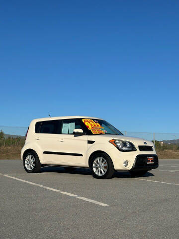 2013 Kia Soul for sale at Valdez Auto Sales in Gonzales CA