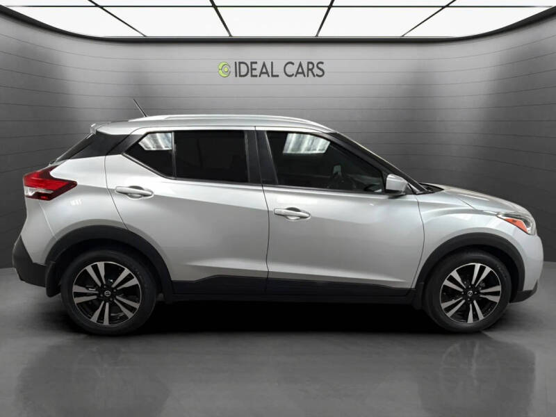 2020 Nissan Kicks SV