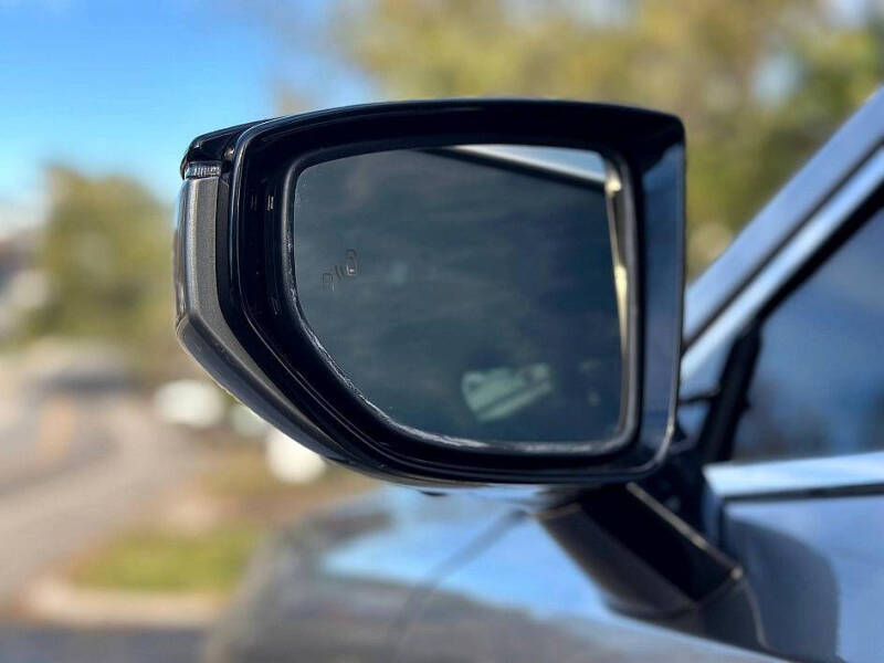 2021 Lexus ES 300h Ultra Luxury