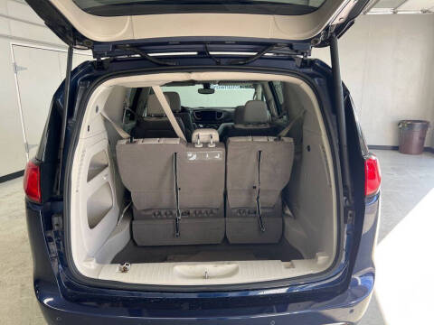 2018 Chrysler Pacifica Touring L