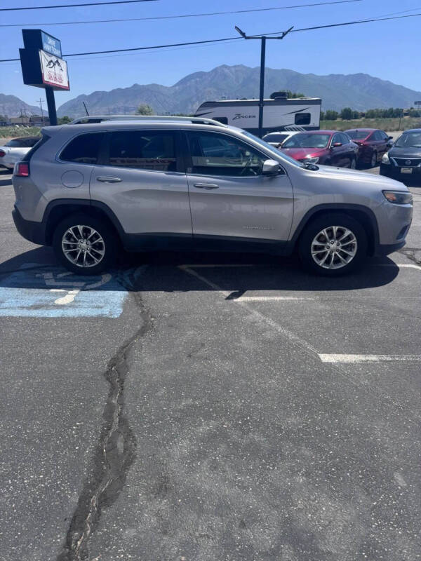 2019 Jeep Cherokee Latitude Plus