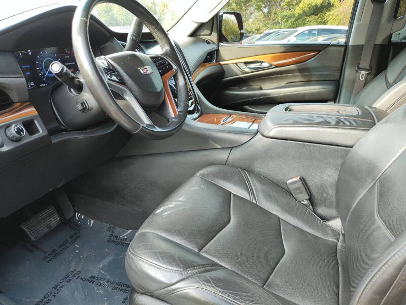 2016 Cadillac Escalade ESV Standard