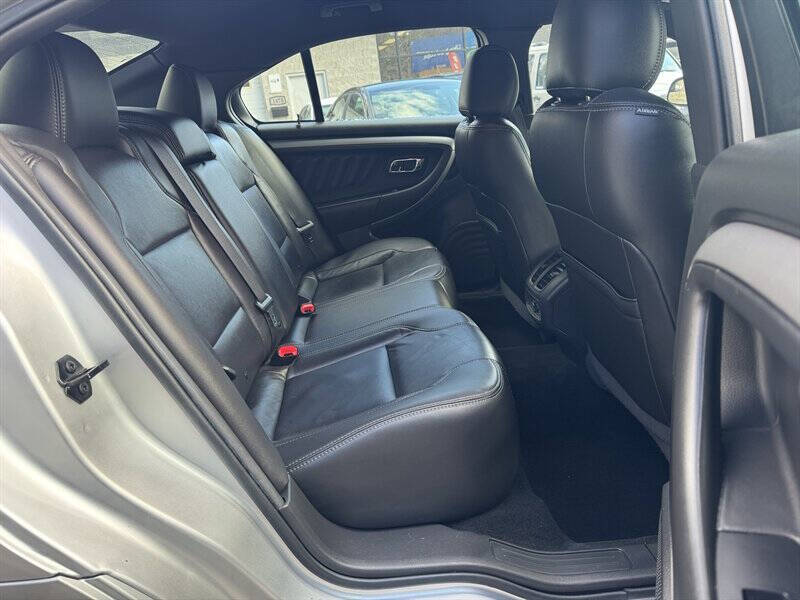 2013 Ford Taurus SEL