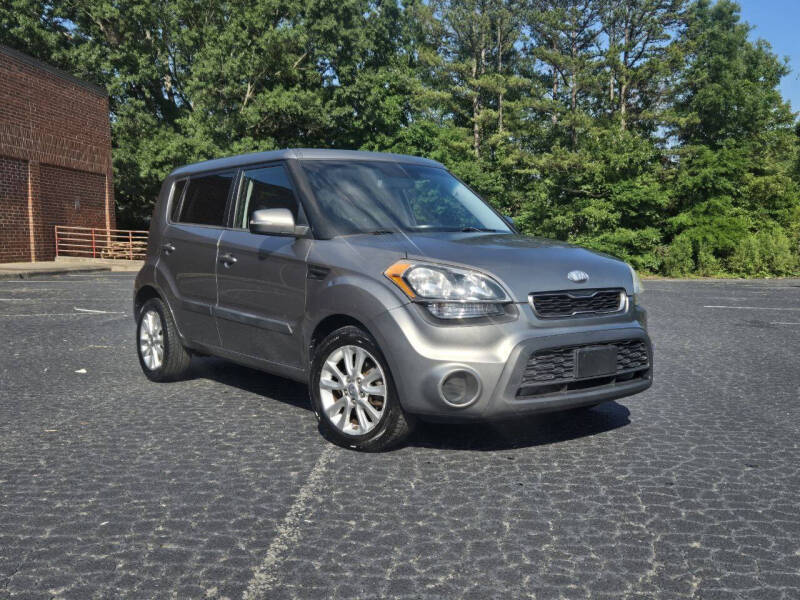 2013 Kia Soul +