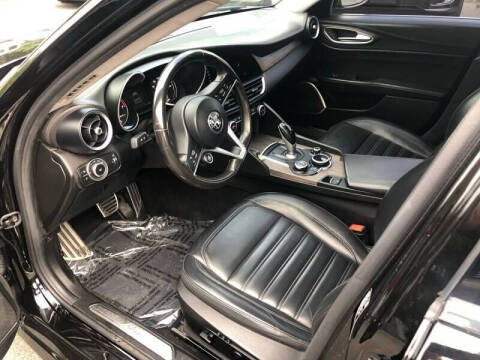 2017 Alfa Romeo Giulia Ti