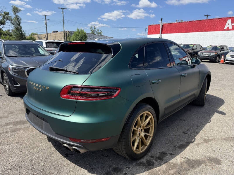 2016 Porsche Macan S