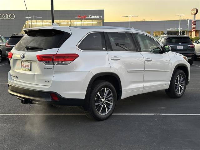 2017 Toyota Highlander Hybrid XLE