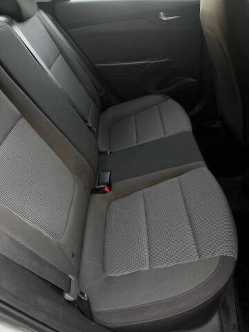 2022 Hyundai Accent SE