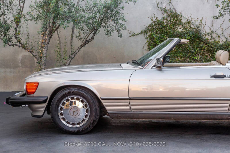 1987 Mercedes-Benz 560SL